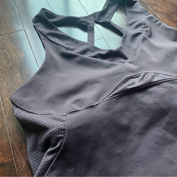 Adidas Climacool Workout Tank Top Women Size XL Dark purple Activewear - Picture 2 of 11